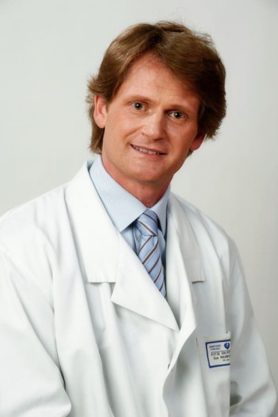 Dr. Zolnay Péter