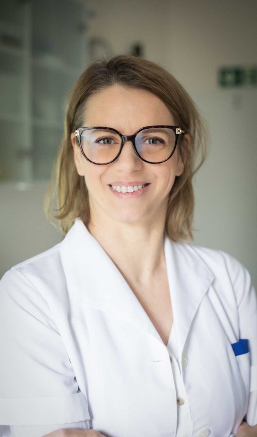 Dr. Jakab-Dergez Noémi